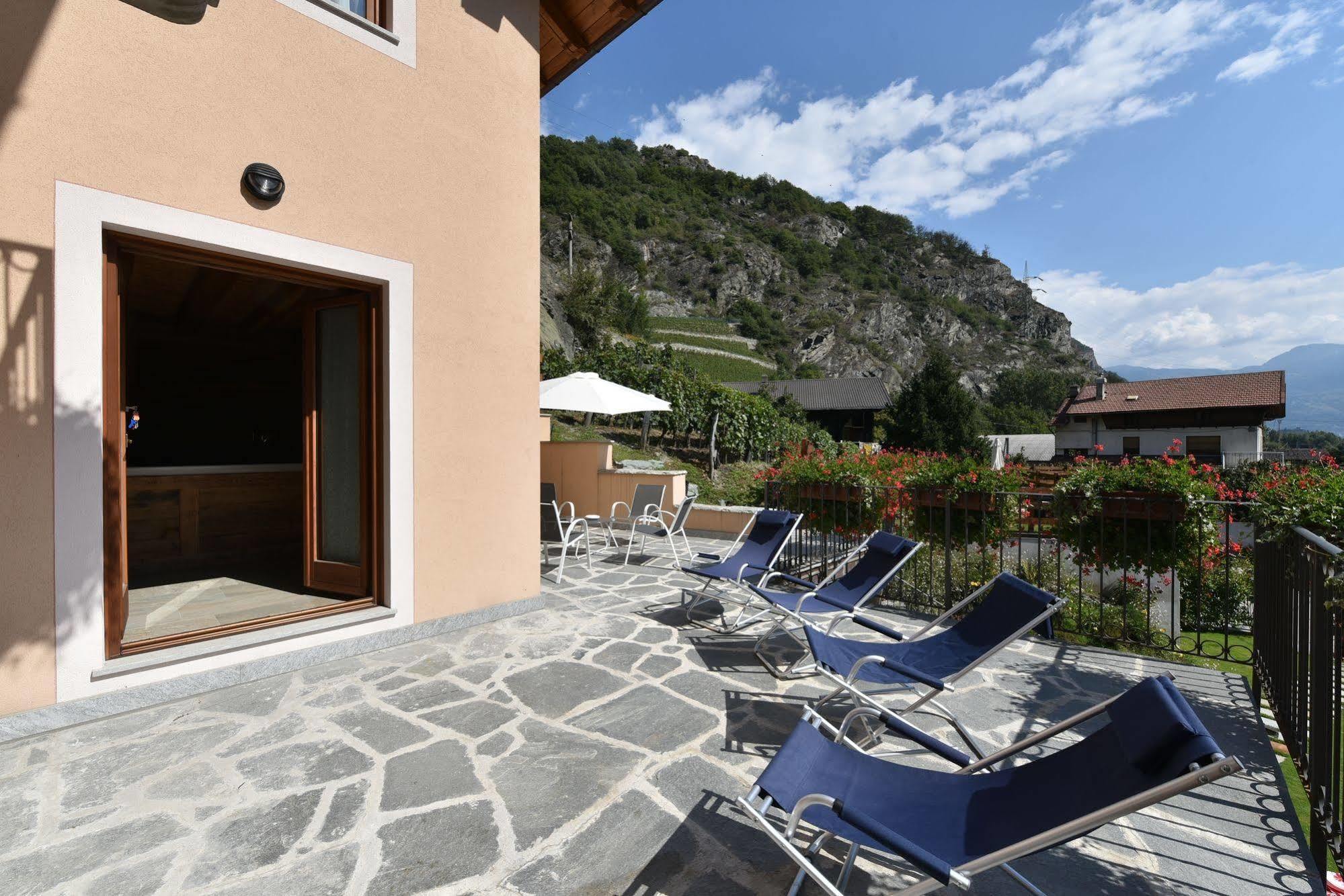 Au Berceau Du Bien-Etre Villa Chambave Eksteriør billede