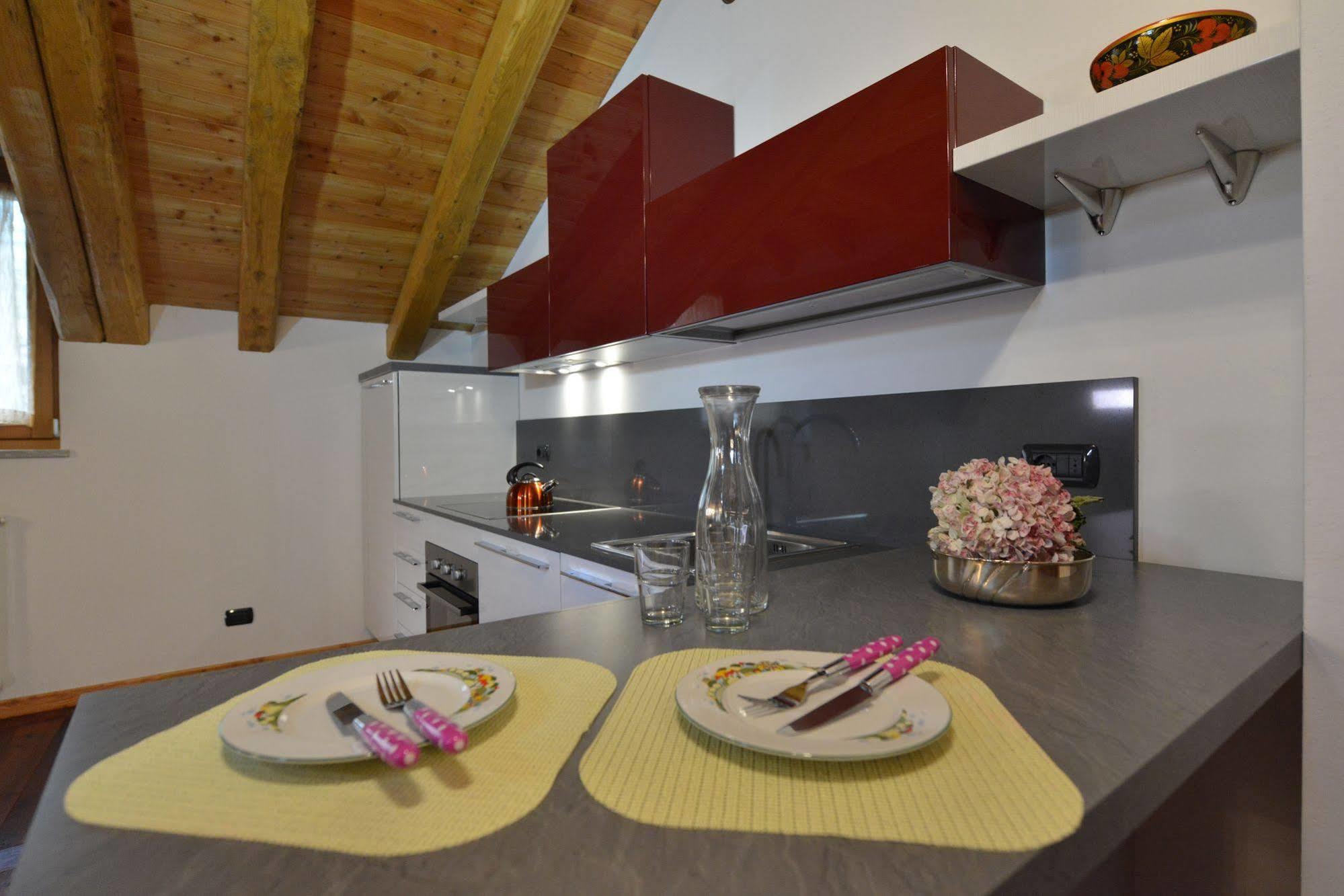 Au Berceau Du Bien-Etre Villa Chambave Eksteriør billede